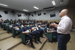 Redel-Furtado-ministra-palestra-para-alunos-do-SESC-Foto-Edemir-Rodrigues-10